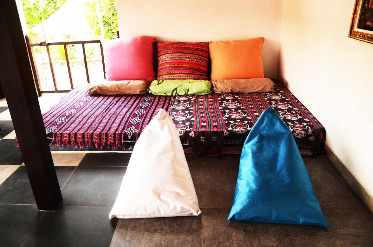 Capung Guesthouse Jimbaran Eksteriør billede
