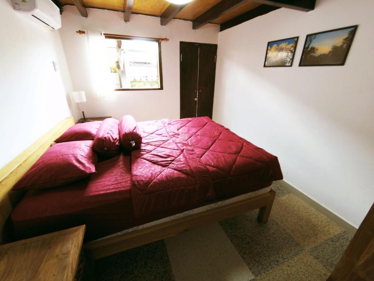 Capung Guesthouse Jimbaran Eksteriør billede